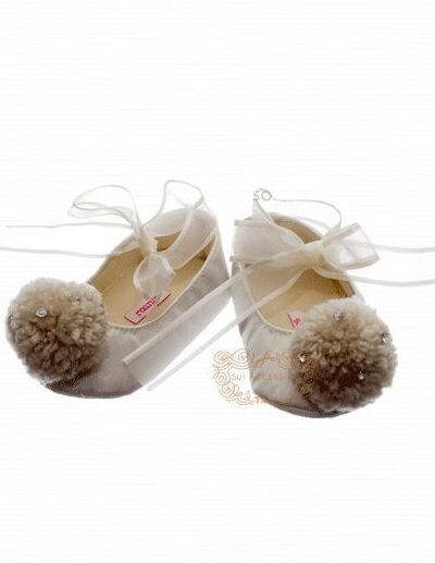 Sapatilha de Bebê Luxo Pompons Roana