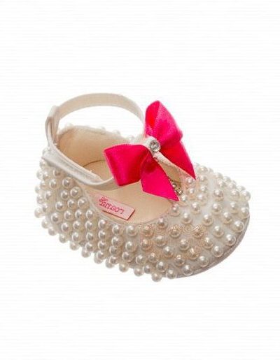 Sapatinho de Bebê Luxo Tafetá e Pérolas Roana